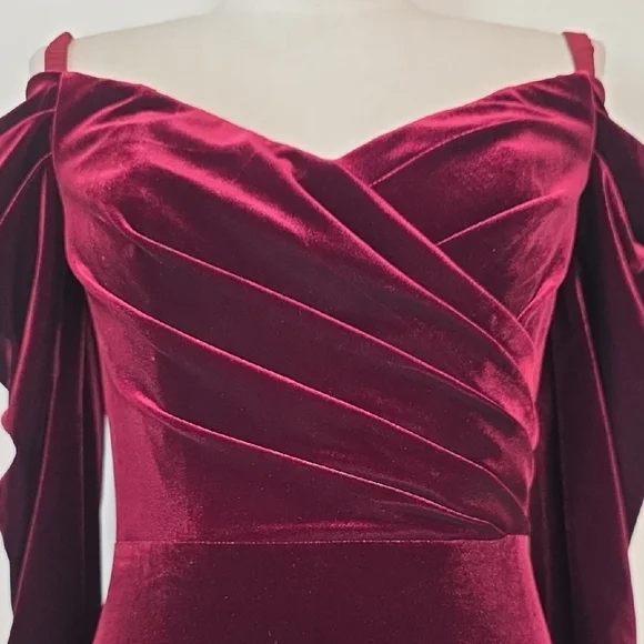 NEW $745 THEIA ANITA OFF THE SHOULDER VELVET GOWN DRESS IN CRIMSON ROSE SIZE 4 - Picture 4 of 10